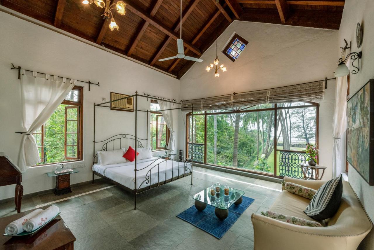 Saffronstays Thalassea, Alibaug - Picturesque Sea-Facing Villa With Colonial Decor 알리바그 외부 사진