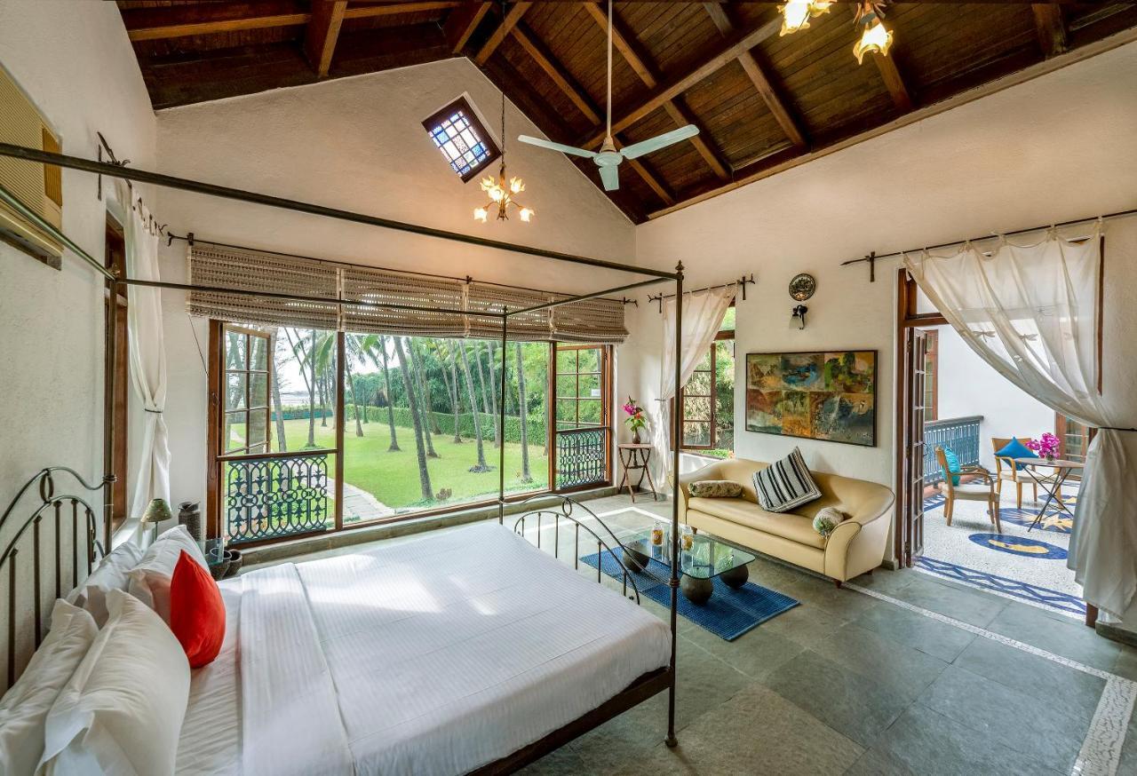 Saffronstays Thalassea, Alibaug - Picturesque Sea-Facing Villa With Colonial Decor 알리바그 외부 사진