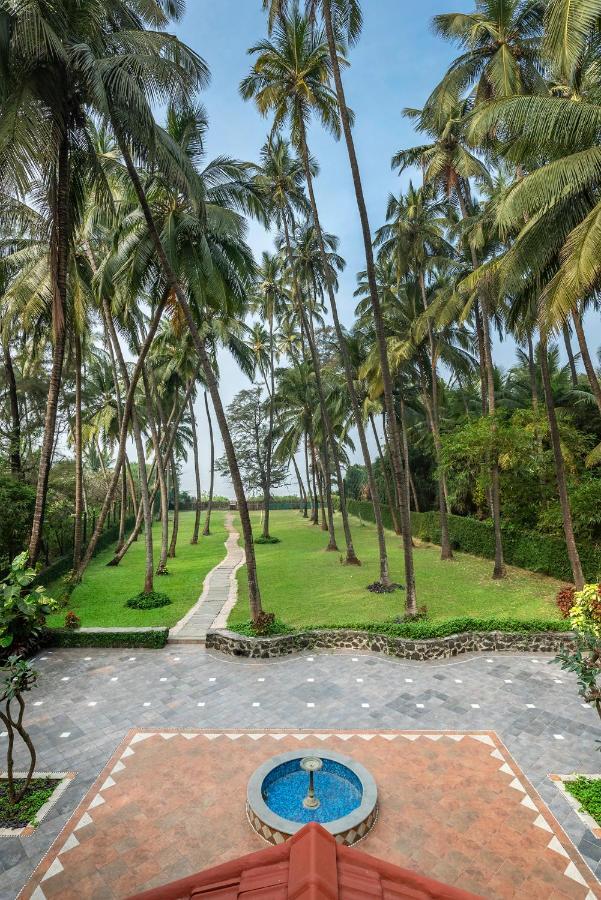 Saffronstays Thalassea, Alibaug - Picturesque Sea-Facing Villa With Colonial Decor 알리바그 외부 사진