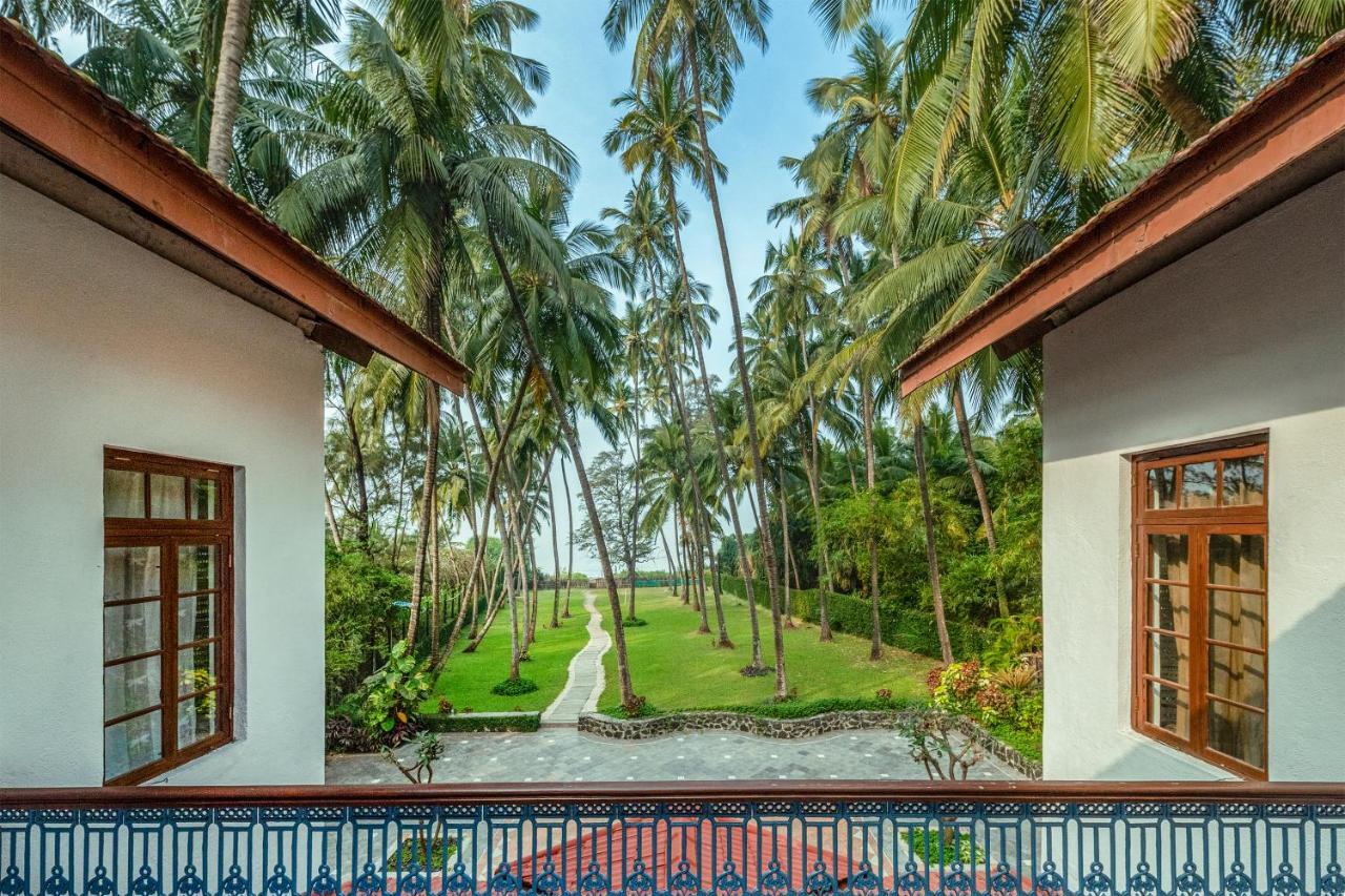 Saffronstays Thalassea, Alibaug - Picturesque Sea-Facing Villa With Colonial Decor 알리바그 외부 사진